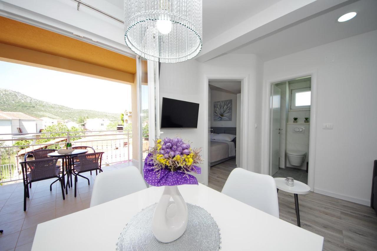 Apartmani Maris Poljica  Buitenkant foto