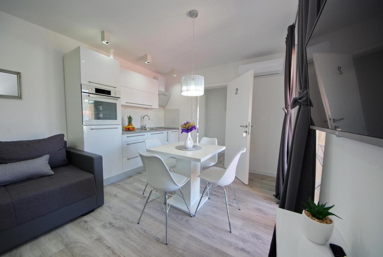 Apartmani Maris Poljica  Buitenkant foto