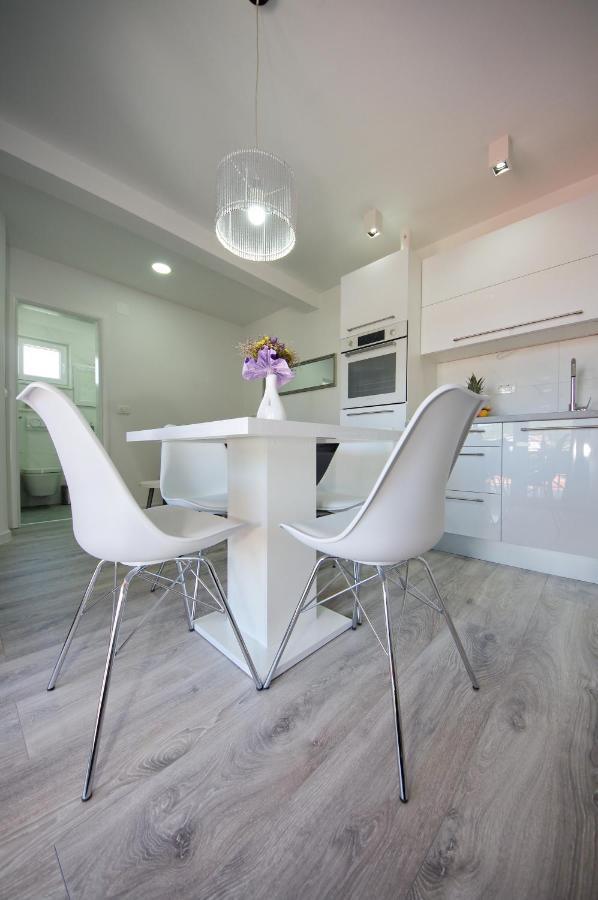 Apartmani Maris Poljica  Buitenkant foto