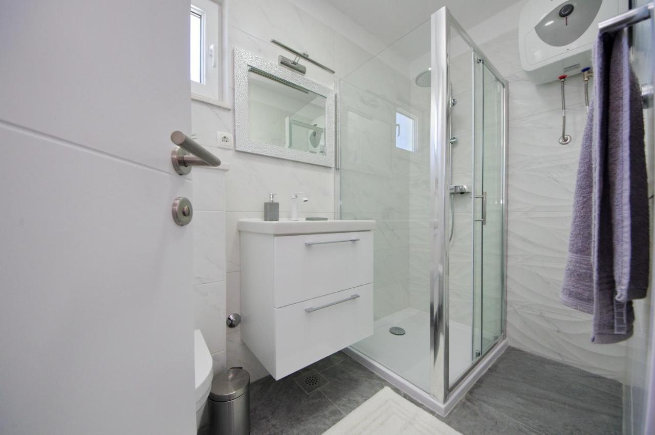 Apartmani Maris Poljica  Buitenkant foto
