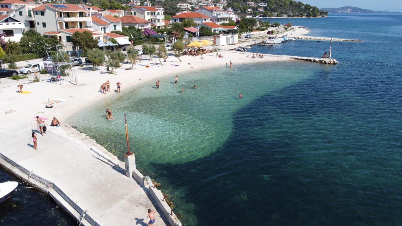 Apartmani Maris Poljica  Buitenkant foto