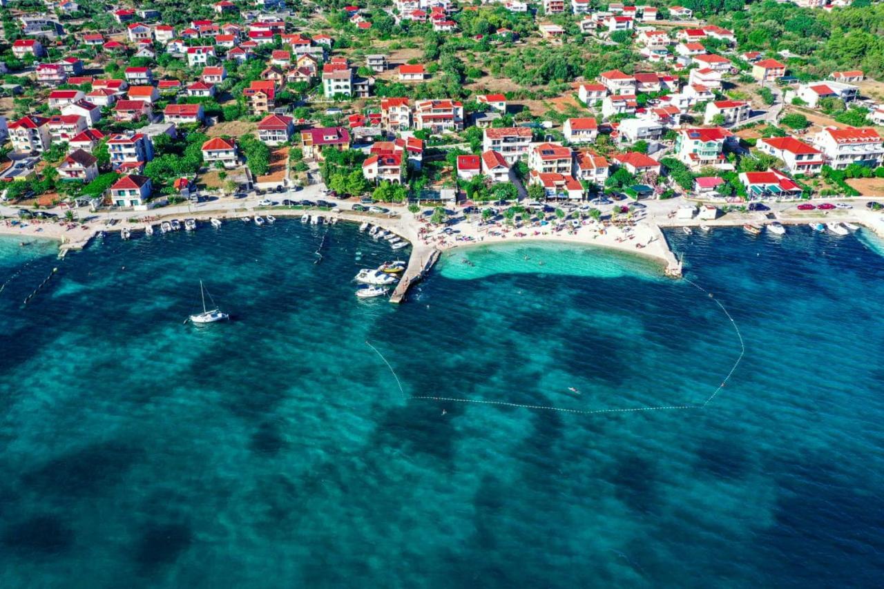 Apartmani Maris Poljica  Buitenkant foto
