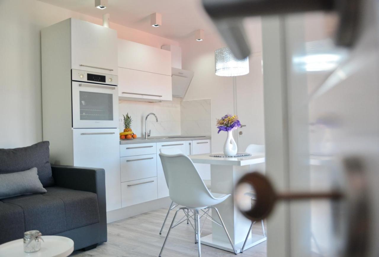 Apartmani Maris Poljica  Buitenkant foto