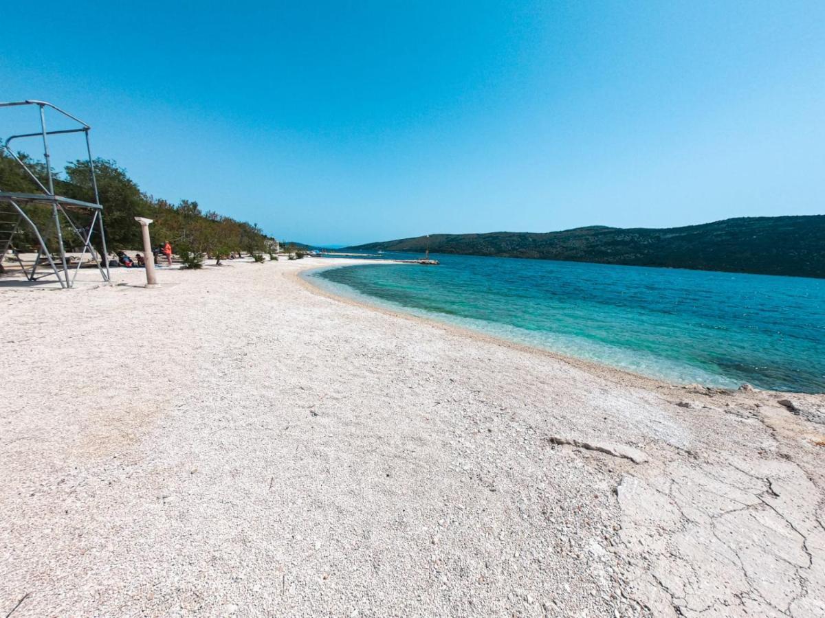Apartmani Maris Poljica  Buitenkant foto