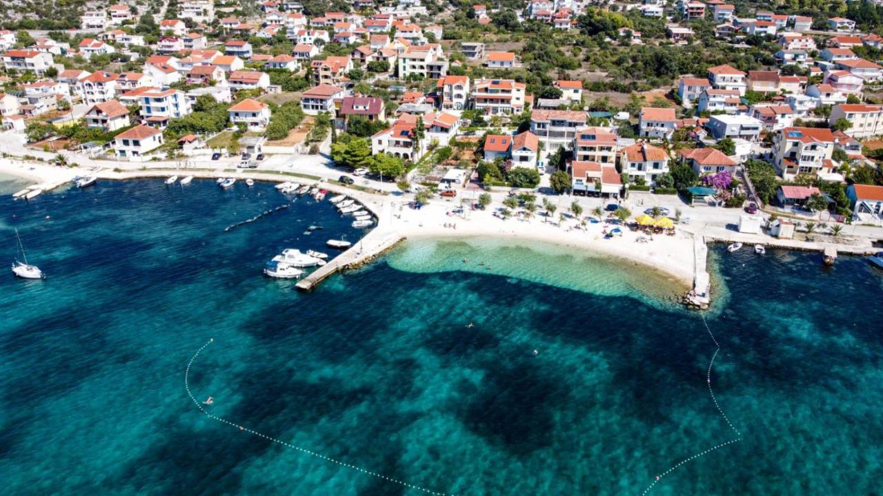Apartmani Maris Poljica  Buitenkant foto