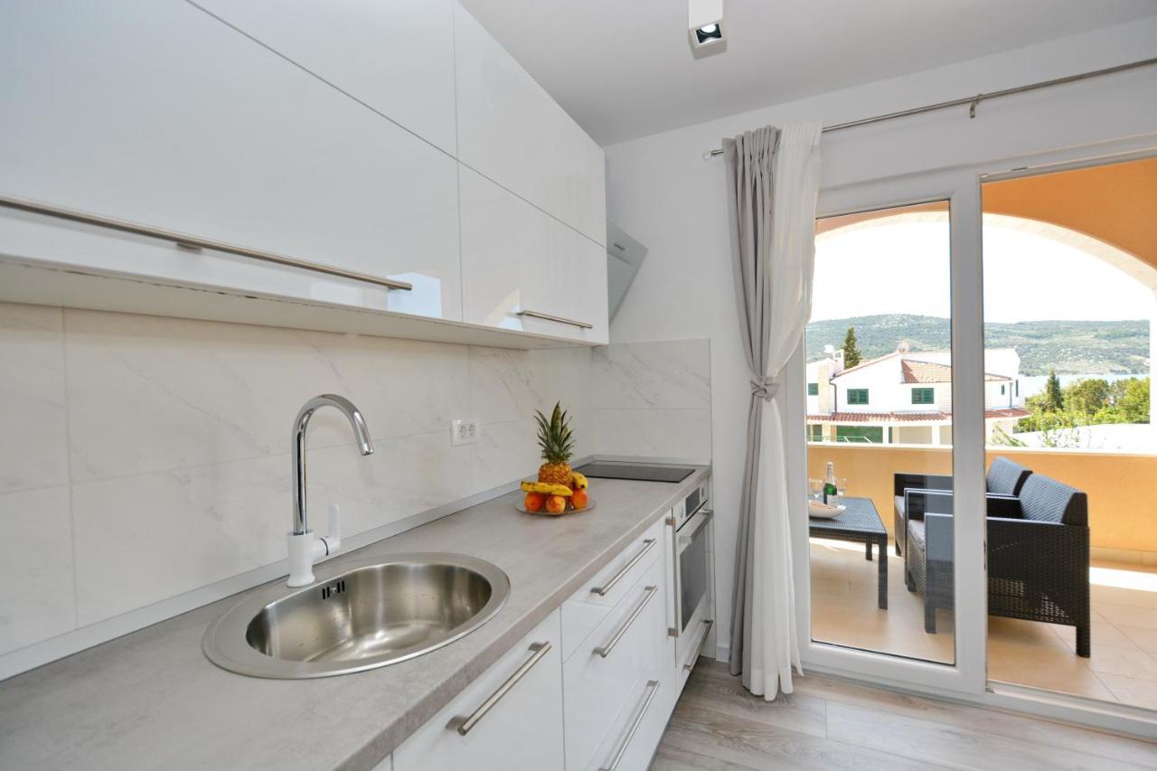 Apartmani Maris Poljica  Buitenkant foto