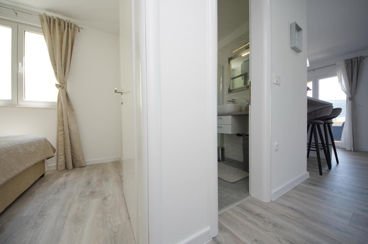 Apartmani Maris Poljica  Buitenkant foto